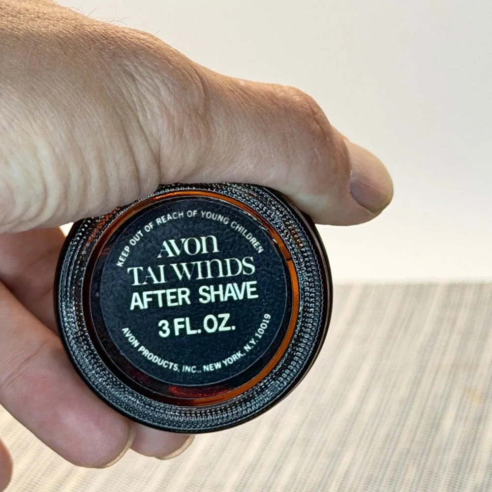 Avon vintage tai